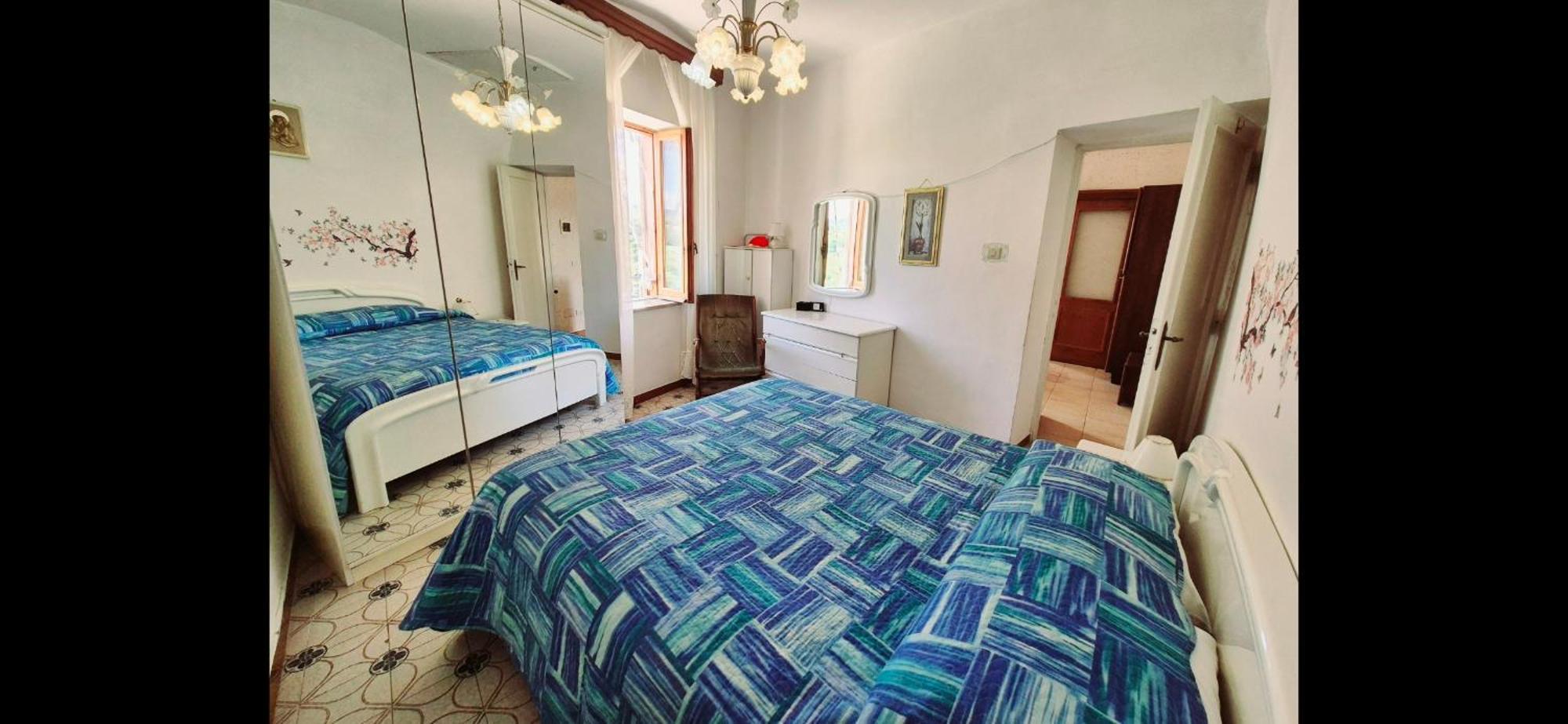La Casa In Piazza Apartman Toffia Kültér fotó